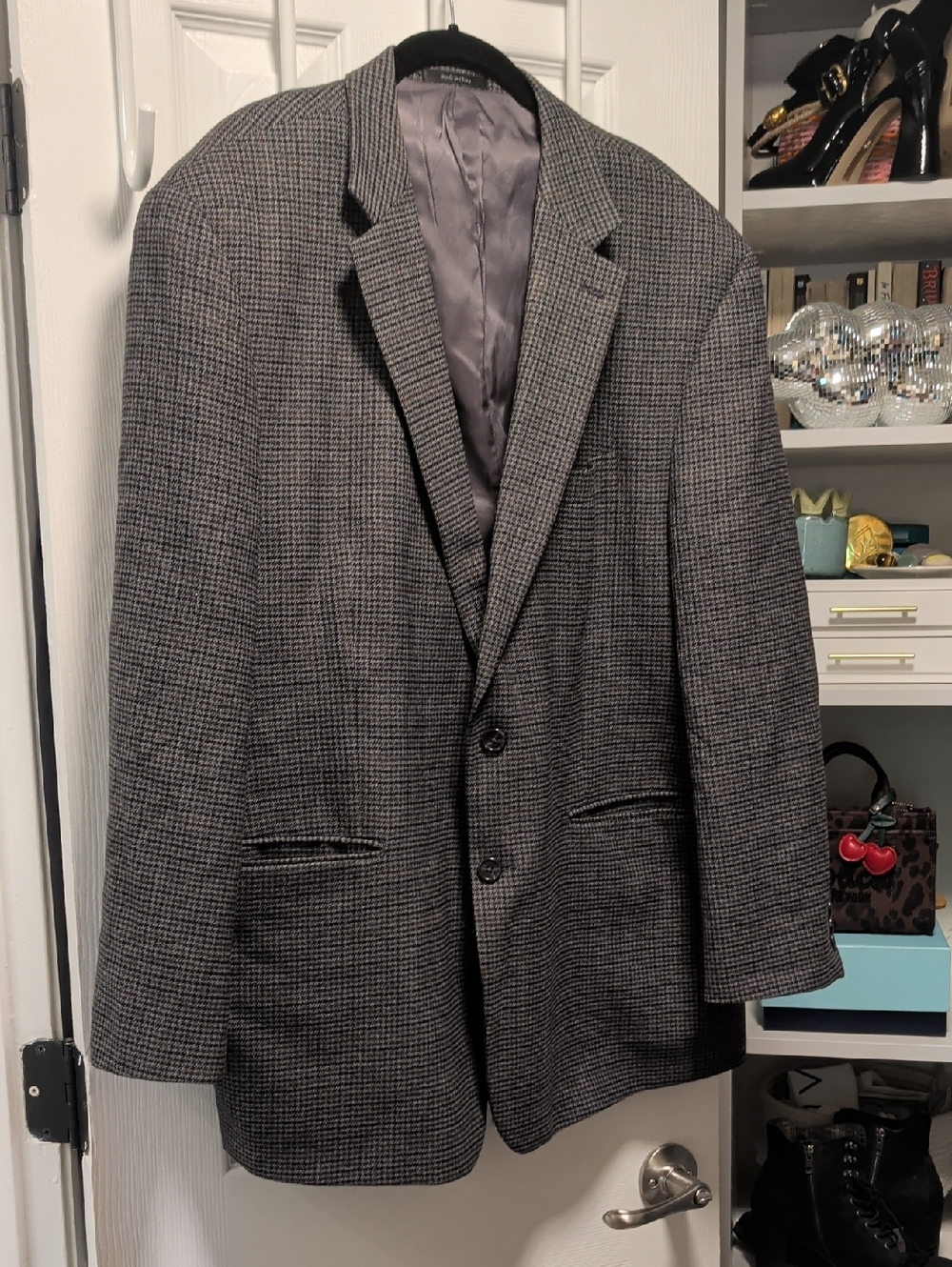EUC Chaps Gray Houndstooth Sport Coat